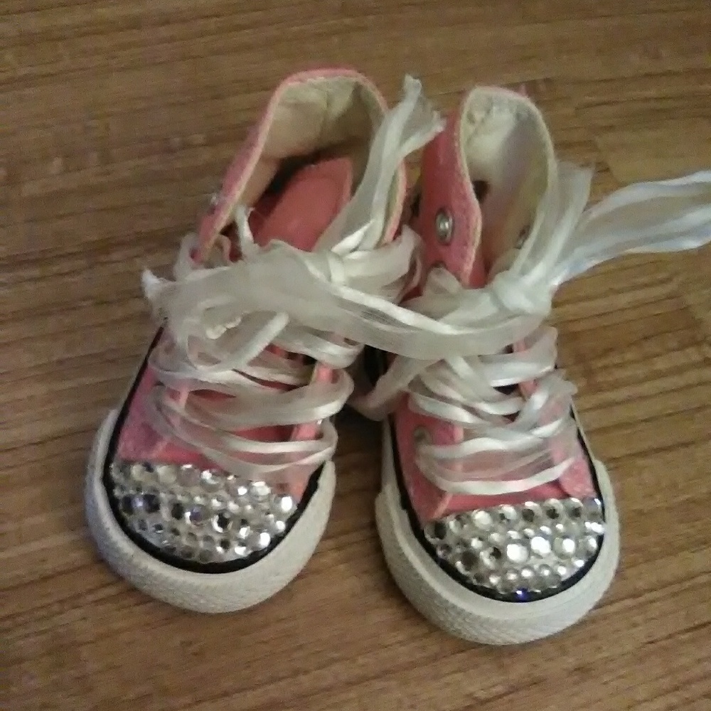 Infant converse